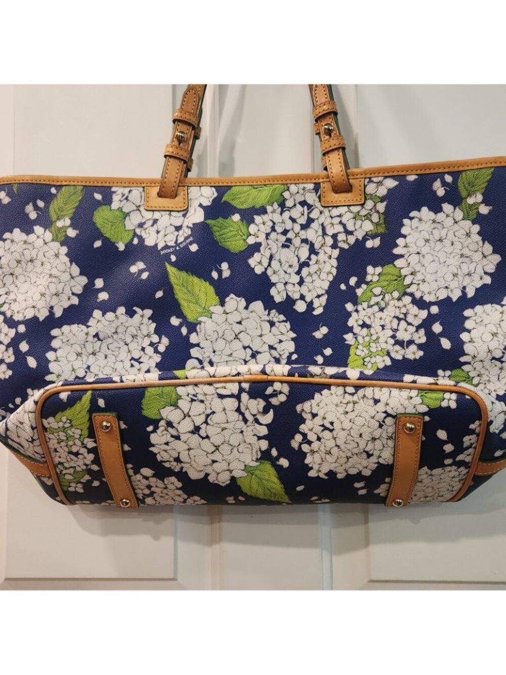 Dooney & Bourke Hydrangea Tote Hand Bag Large Zip Closure Blue and White Shopper - Picture 7 of 10